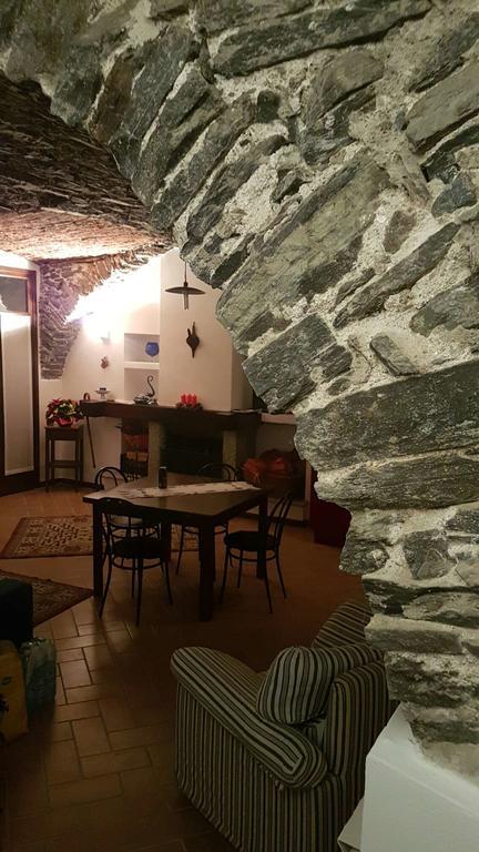 Emy Lake Orta Пелла Экстерьер фото