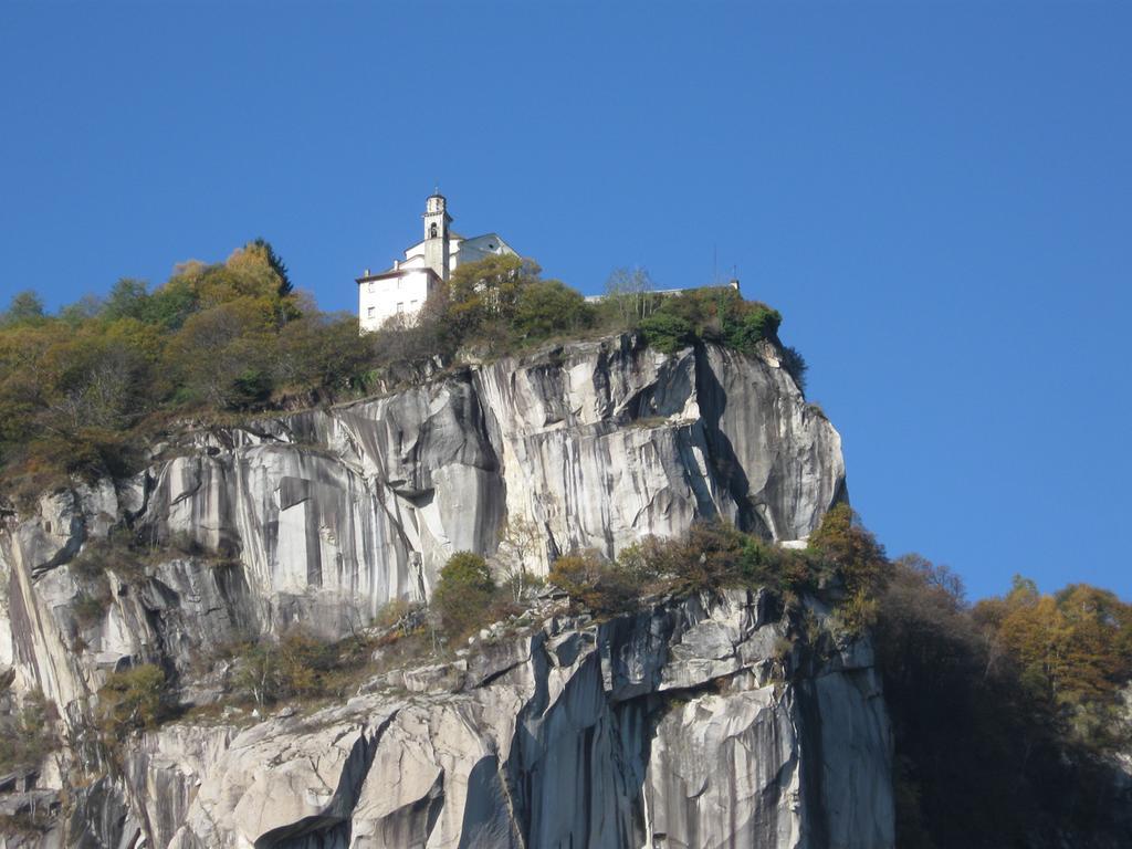 Emy Lake Orta Пелла Экстерьер фото